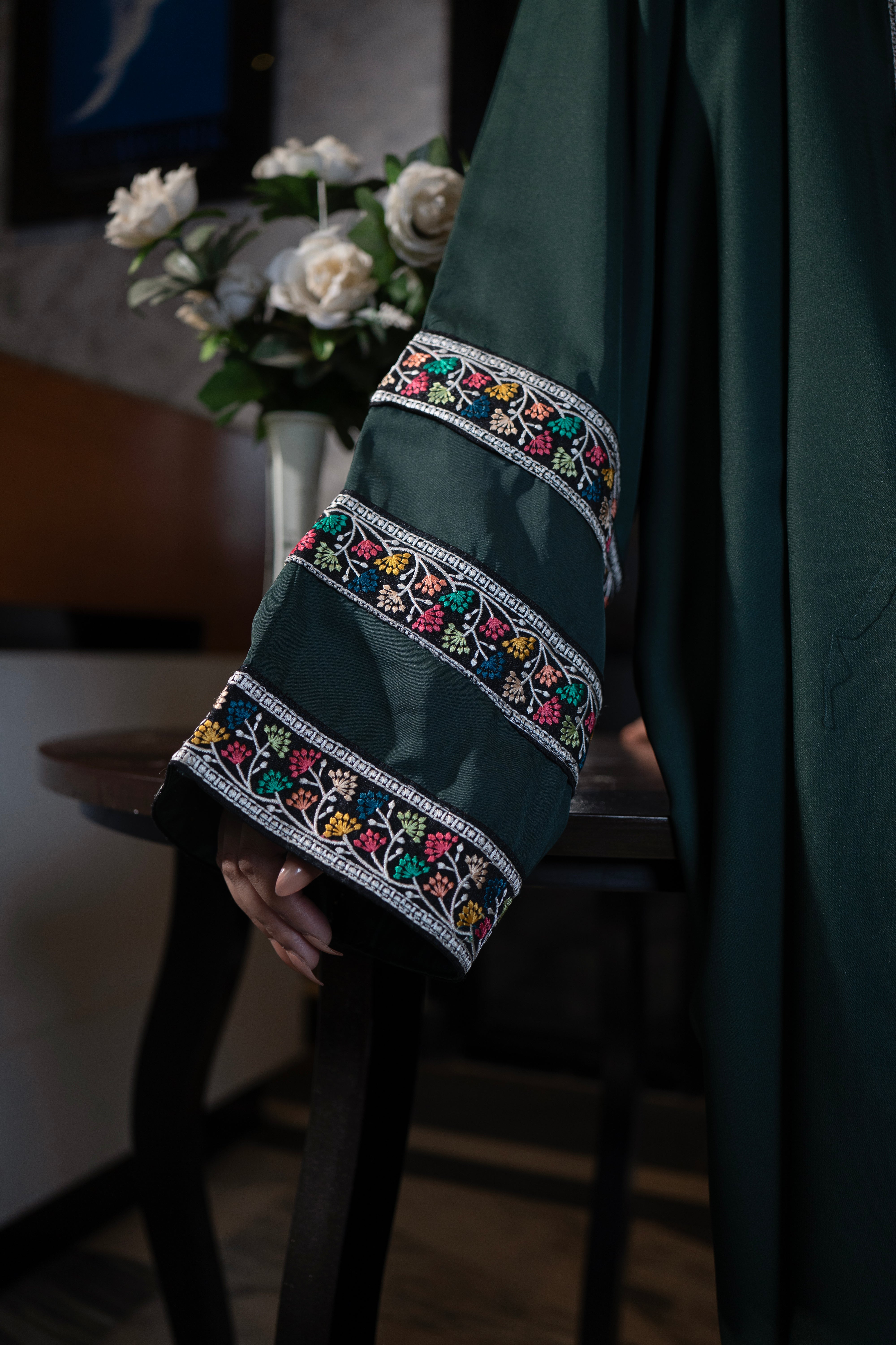Drimbble Nawwar Abaya